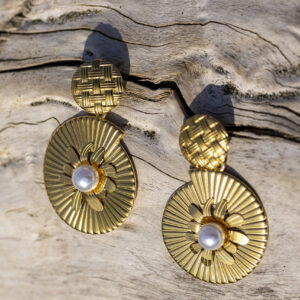 Gold-colored metal earrings