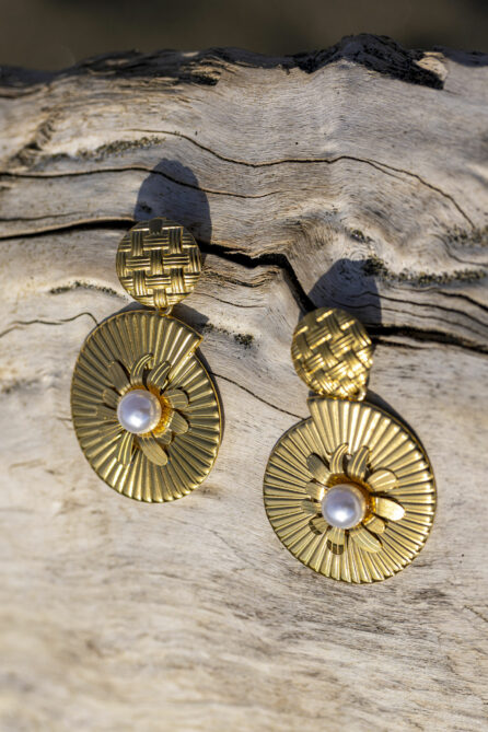 Gold-colored metal earrings